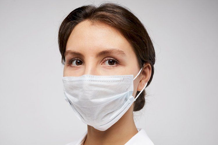 Защищает ли медицинская маска от коронавируса?