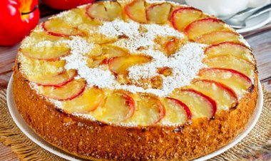 Шарлотка с яблоками - рецепт