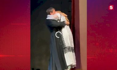 «Было дико страшно!»: Кристина Асмус целовалась с незнакомым мужчиной