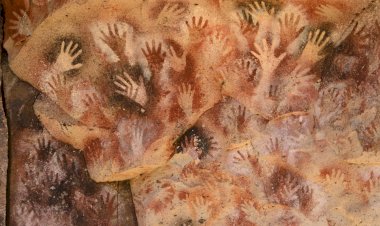 Отпечатки ладоней возрастом 13 000 лет