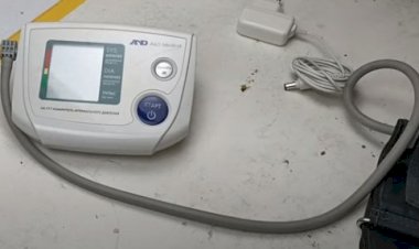 Ремонт Электронного Тонометра. Глючит.