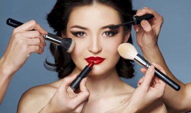 Антивозрастной макияж: 5 частых ошибок, которые ещё больше старят женщину