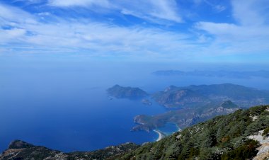 Лучший пляж Турции на берегу Средиземного моря в ноябре