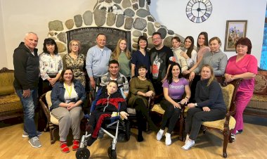 Знаменитый телеведущий посетил детский хоспис в Омске