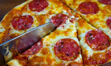 Как приготовить ПИЦЦУ на тесте БЕЗ ДРОЖЖЕЙ!