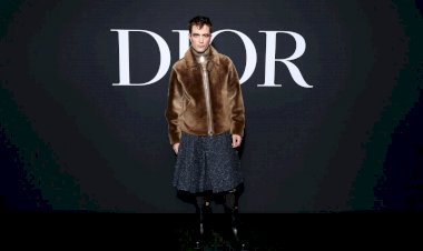 «Такое чувство, что он ограбил какую-то пенсионерку»: Роберт Паттинсон появился на публике в юбке и стал мемом в соцсетях