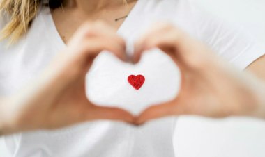 "Я все деньги отдам за любовь..."