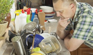 Забыть про ноги: ошибка при установке тумбы под мойку, которую допускают в основном мужчины