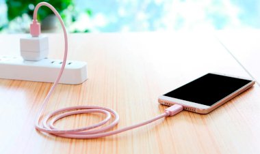 Как правильно зарядить свой телефон: советы и рекомендации