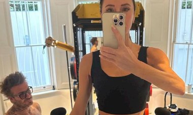 «Выглядит потрясающе!»: Виктория Бекхэм и её полуголый муж