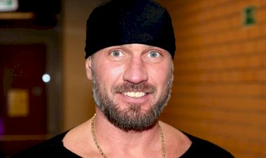 «Пока он дышит»: реаниматолог поделился спасением Романа Костомарова