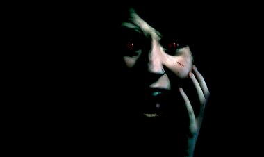 Ужасная история о "Девушке с низкой социальной ответственностью"