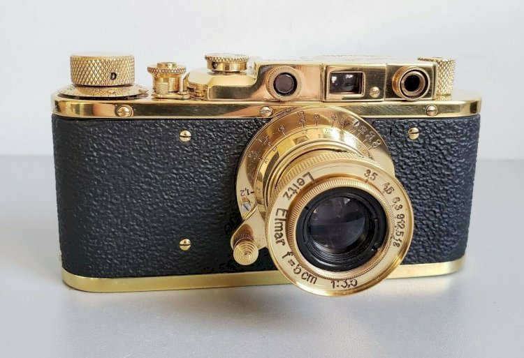 Советский фотоаппарат ФЭД.  Копия немецкой Leica