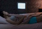 Ученые рассказали, в чём опасность сна со светом