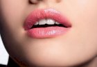 Какое упражнение поможет вернуть яркость и объем губам