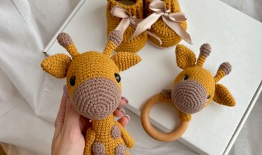 Как выбрать безопасные игрушки для новорожденного и что важно учесть уже с первых дней