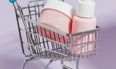 5 пустых обещаний производителей косметики