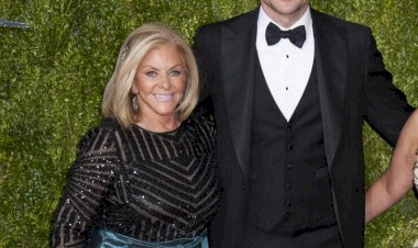 Почему Брэдли Купер в 48 лет все еще живет со своей матерью