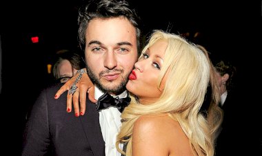 Кристина Агилера рассказала, в каких необычных местах занималась интимом