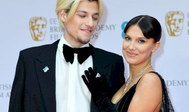 Милли Бобби Браун помолвлена ​​с Джейком Бонджови?