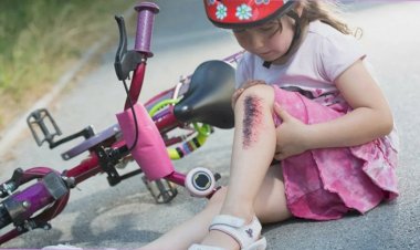 История ужасов "Девочка на велосипеде попала под колеса автомобиля"