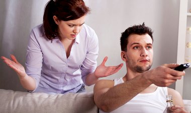 10 признаков того, что ваш партнёр вас не любит, а ему просто удобно с вами.