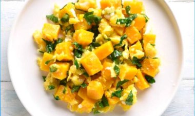 Рецепт Тыква с яйцами на сковородке