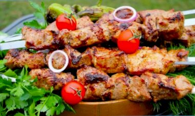 Рецепт Шашлык в маринаде с майонезом и луком из свинины