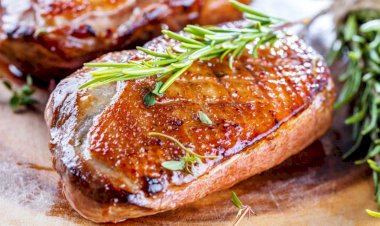 Запечённые утиные грудки в глазури