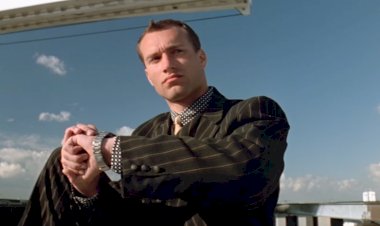 Как сегодня выглядит актер, игравший роль бандита-тхэквондиста в фильме "Кто я"?