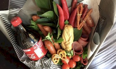 Букет из колбасы. Альтернатива стандартной флористике