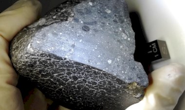 Метеорит — это вам не мина!