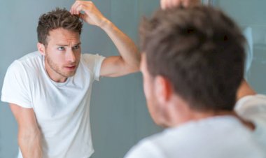 Почему появляется седина?