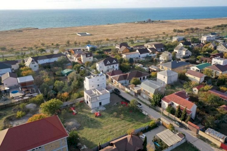 Сколько стоит дом построить в Крыму, и почему многие делают это на дачных участках