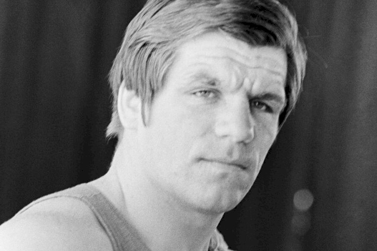 Ушёл из жизни выдающийся советский боксёр-тяжеловес Игорь Высоцкий