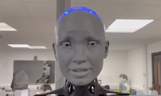Самый реалистичный человекоподобный робот рассказал, что его печалит больше всего