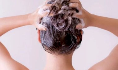 Сахарный пилинг кожи головы: улучшить рост волос, состояние лица