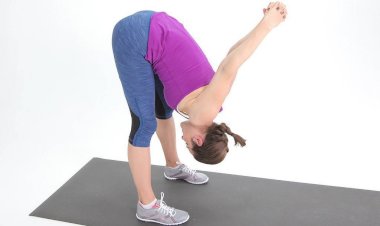 Как расслабить спину и  уменьшить напряжение под лопатками