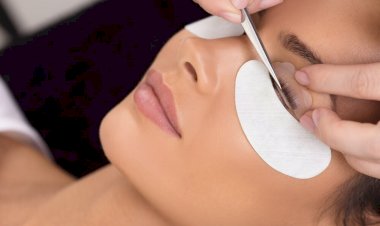 Ламинирование ресниц: плюсы и минусы, особенности процедуры