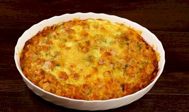 "Ленивая" запеканка из макарон с ветчиной из серии, все сложил и в духовку!