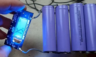 Пауэр банк своими руками!  Из мусора под рукой!