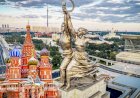 Американец этим летом захотел приехать в Москву, что ему посоветовали россияне?