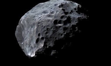 Сатурн собрал спутники со всей Солнечной системы