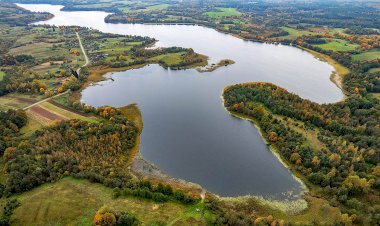 Бюджетный аналог озера «Байкал»: озеро Долгое в Белоруссии