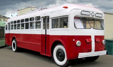 Осмотр достопримечательностей Минска на уникальном троллейбусе-экскурсии