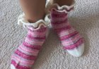 Как связать красивые носки с рюшами - три варианта
