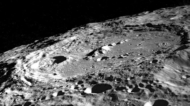 Много ли кратеров на Луне?