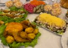 Великолепное меню к праздничному столу: салаты закуска, соленья, основное блюдо