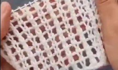 Сетчатый узор спицами