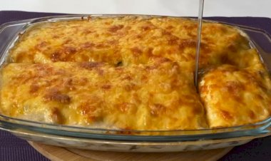 запеканка с курицей и грибами в сметанном соусе под сыром